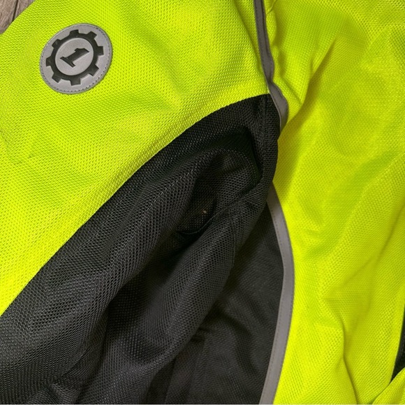 Firstgear Polyester Neon Green Mesh Utility Motorcycle Jacket - Picture 3 of 16
